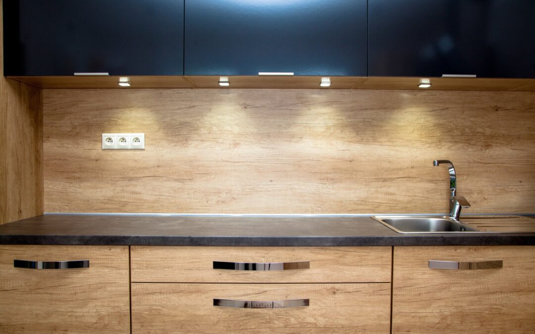 Modern Kitchen Cabinet Lighting Trends